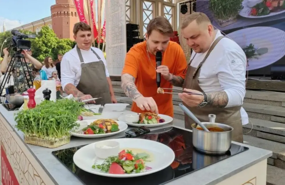 Гастрономический туризм в России: топ гастрономических объектов и фестивалей в стране, включая гастрофестивали