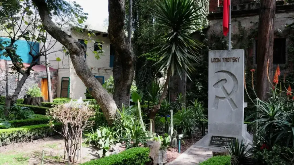Достопримечательности Мексики и культурные и исторические памятники — дом Троцкого в Мехико