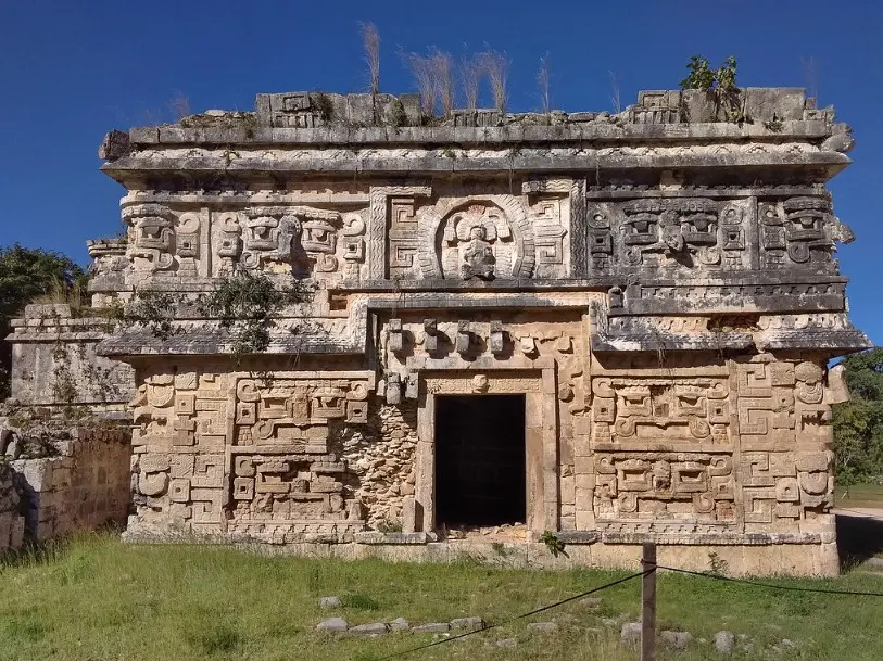 Отдых в Мексике: что посмотреть и где понежиться на пляже — древний храм майя Ушмаль, одна из главных достопримечательностей Мексики