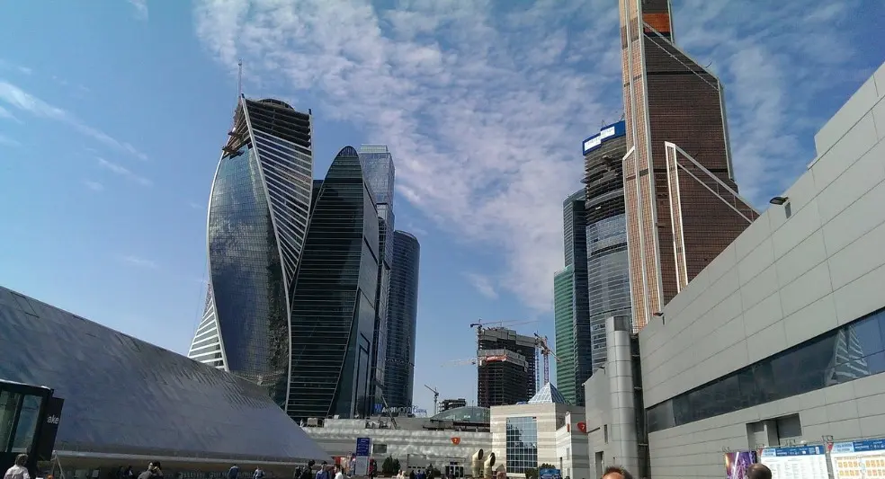 Что посмотреть в Москве за 3 дня: самостоятельный маршрут по достопримечательностям — панорама Москва-Сити с высотными башнями делового центра