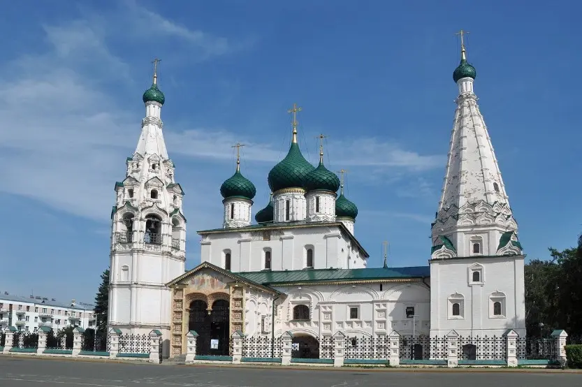 Экскурсии в Ярославле — храмы исторического центра и набережная Волги