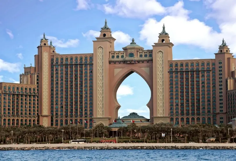 Туры в ОАЭ: Дубай, Абу-Даби и пустынные маршруты