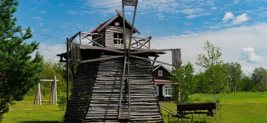 Лучшие комбо-экскурсии: как составить план на день — старинная деревянная мельница под открытым небом