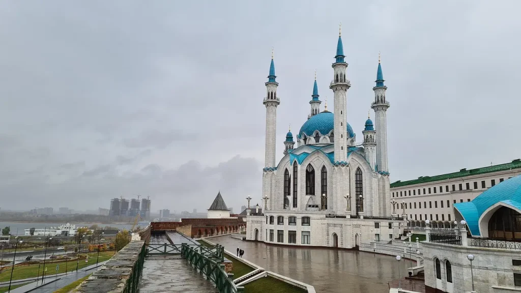 Казань в сентябре: мечеть Кул-Шариф, Казанский кремль и осенние прогулки по городу